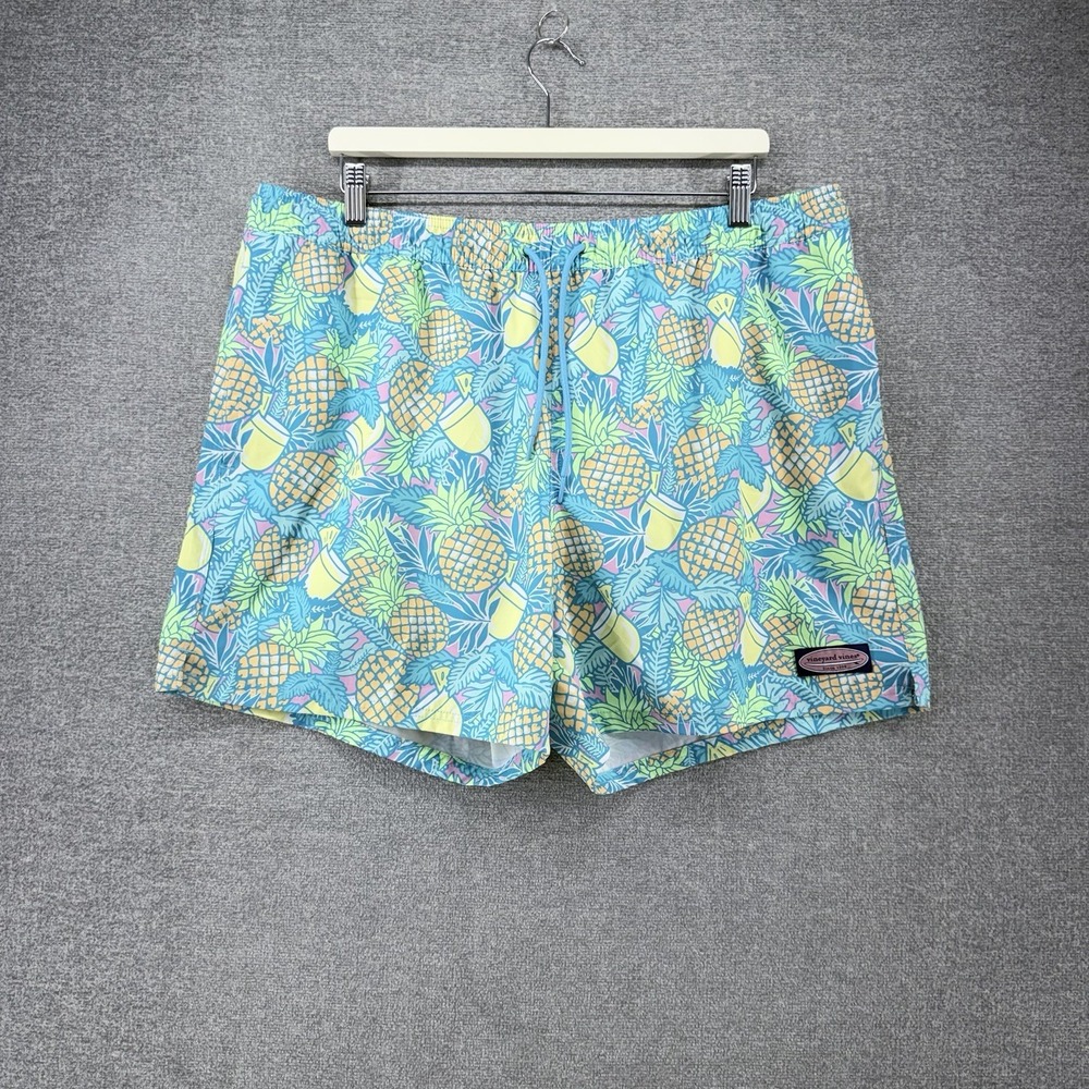 Vineyard Vines Swim Trunks Men Size XL Blue Pineapple Print Beach Summer